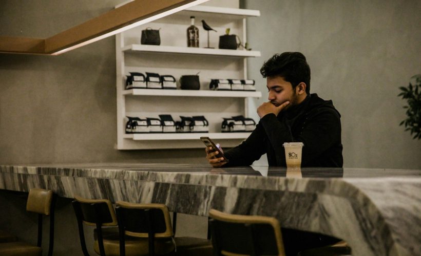 Tinder ilk mesaj taktikleri ile cevap alma rehberi
